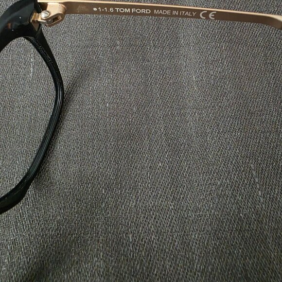 Tom Ford Eyeglass Frame- black and rose gold - Picture 7 of 10